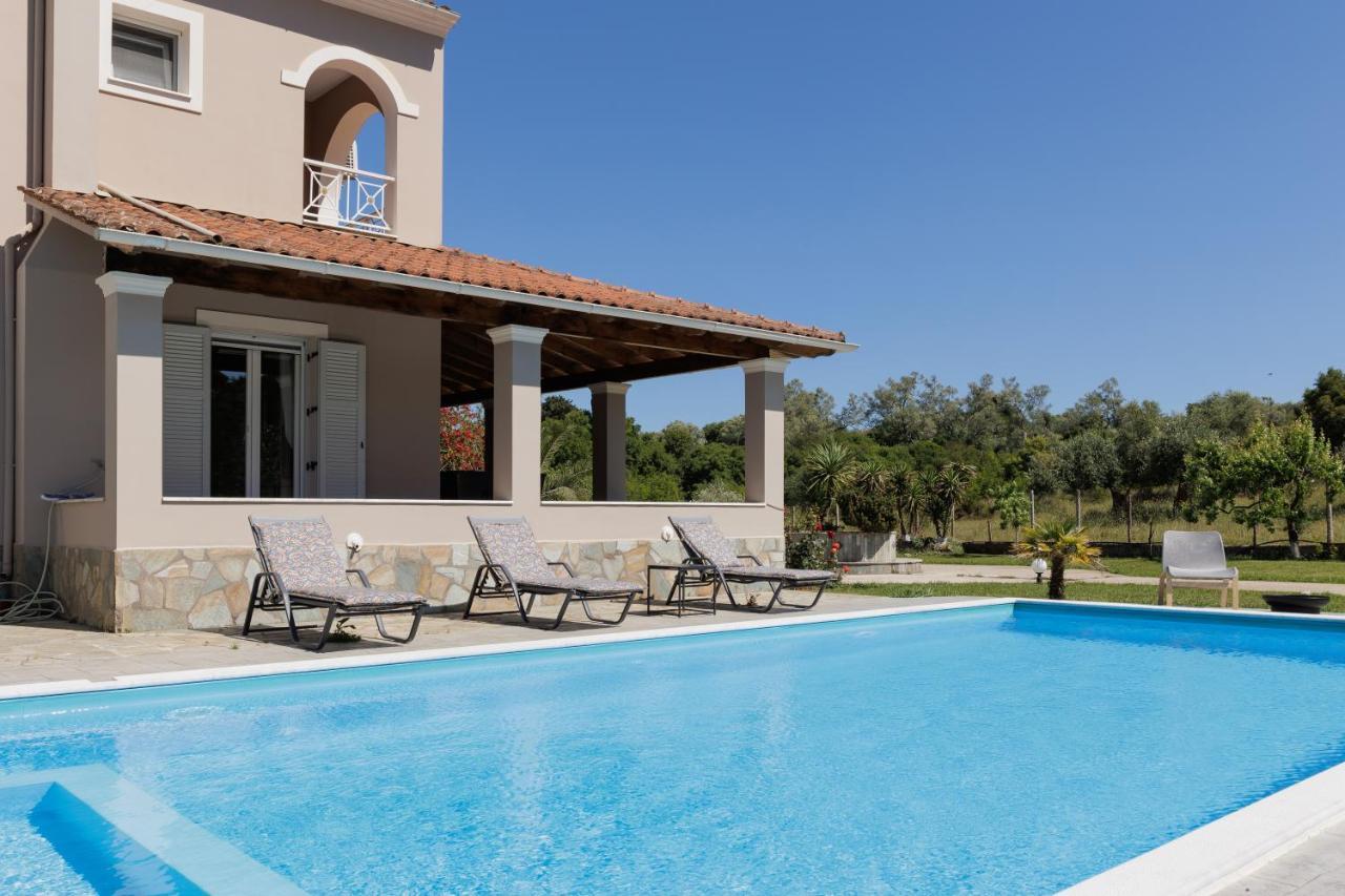 Country Villa Verde - 2Floor Family Home Kouramaditika Exteriér fotografie