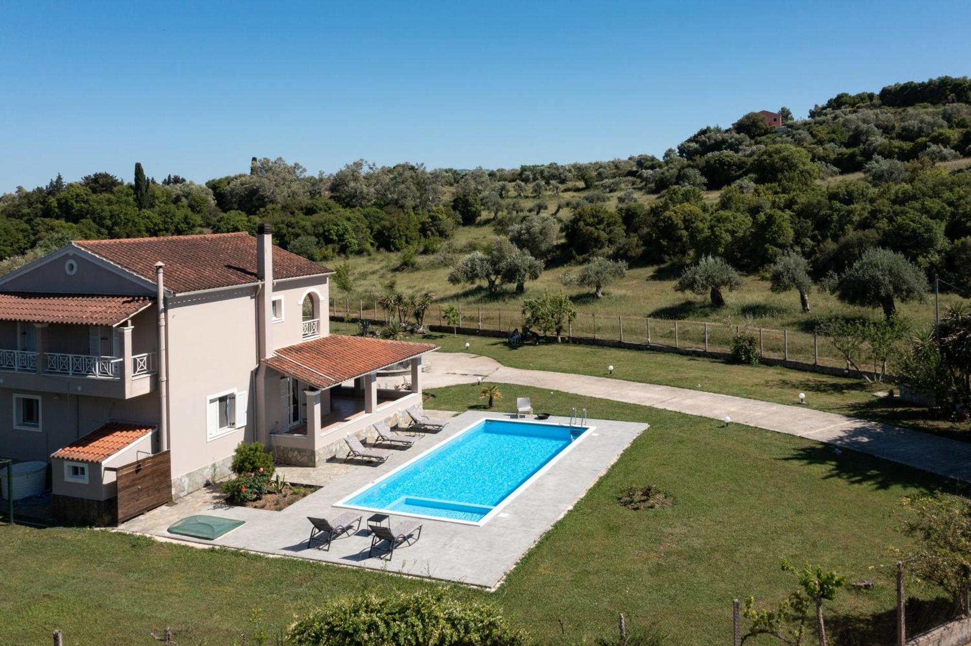 Country Villa Verde - 2Floor Family Home Kouramaditika Exteriér fotografie
